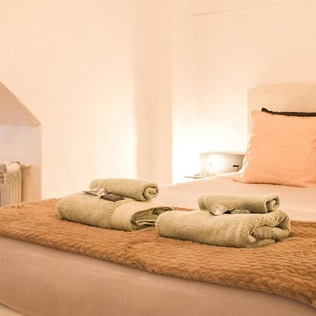 Casa Besalu Estudio En El Centro Del Pueblo Esterno foto