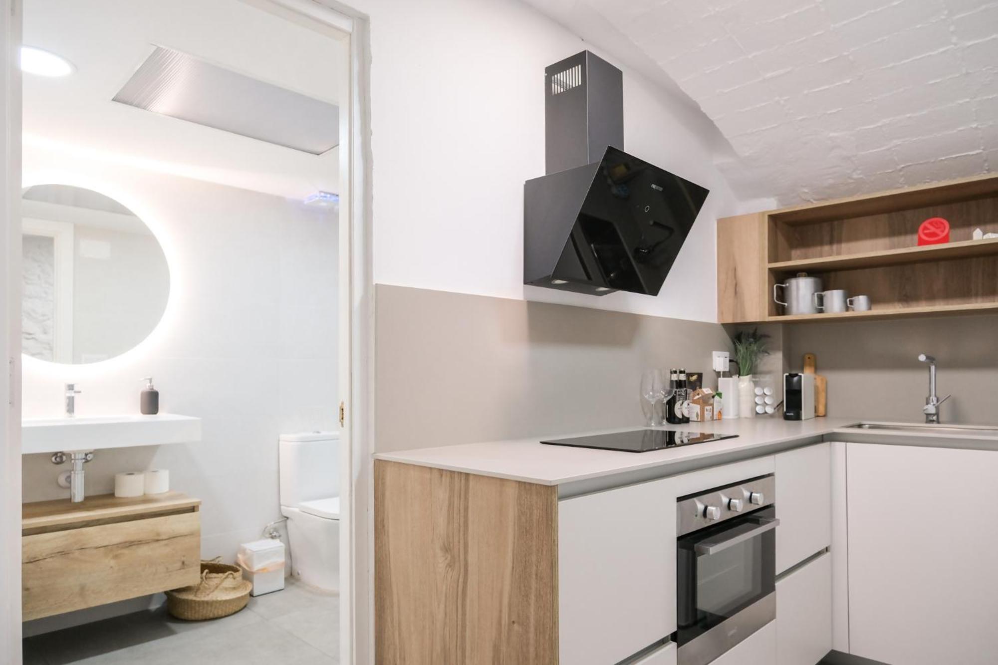 Casa Besalu Estudio En El Centro Del Pueblo Esterno foto