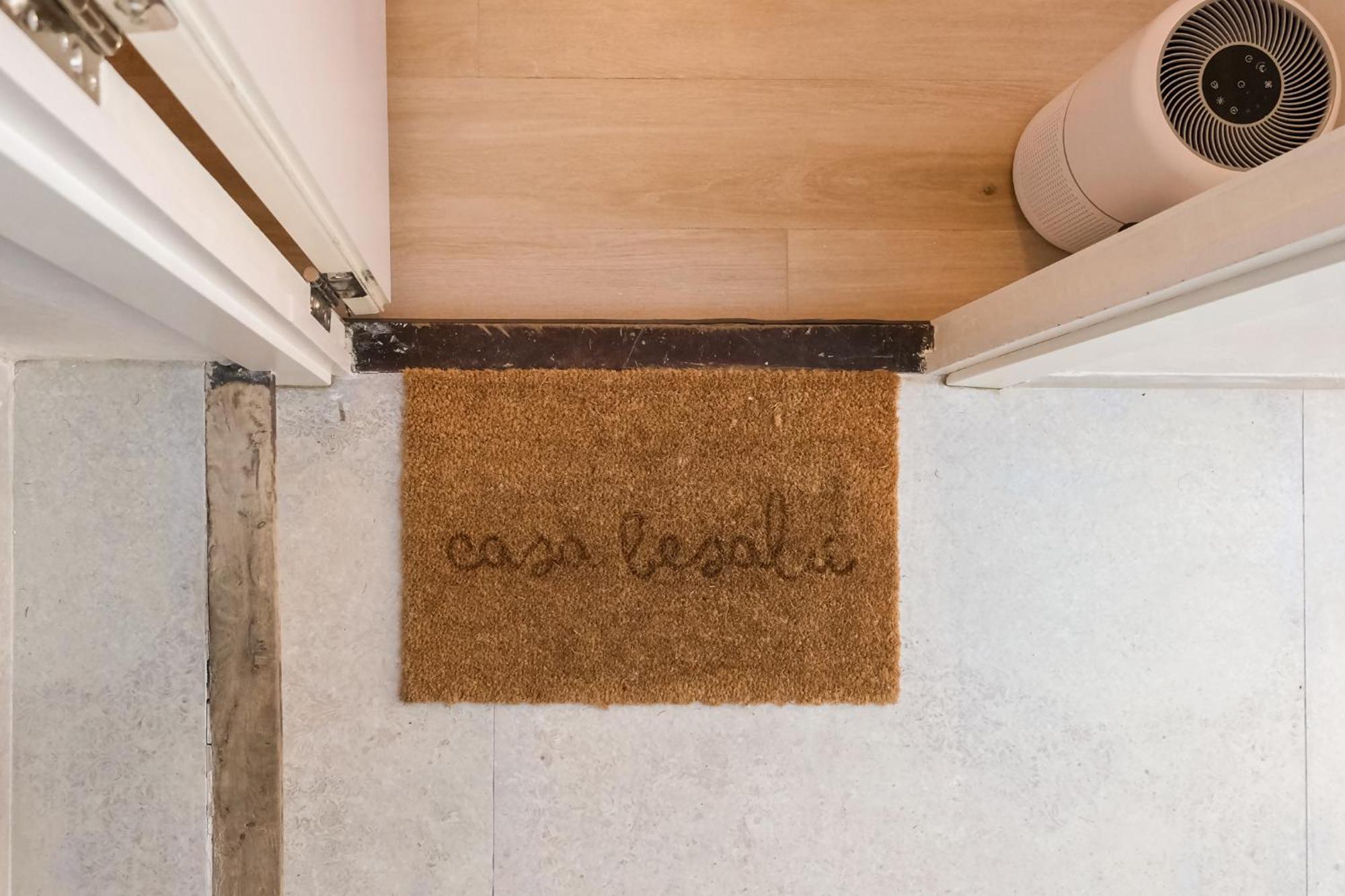 Casa Besalu Estudio En El Centro Del Pueblo Esterno foto